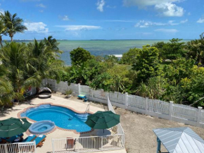 Luxury OceanView Friendly Villa Near Key West